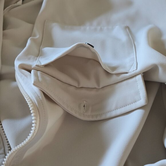 Halara Silky Lightweight Cream Colored Jacket with Roll Tab Long Sleeves NWT - Picture 16 of 16